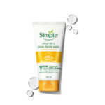 Simple Protect N Glow Vitamin C Facial Wash 150ml غسول للبشره بفيتامين سي من سمبل