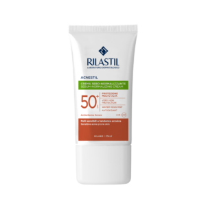 Rilastil Sun System Spf50+ Acnestil 40ml واقي شمس علاجي للبشره الدهنيه والمعرضه لحب الشباب من ريلاستيل